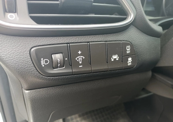 Hyundai I30 cena 54900 przebieg: 88948, rok produkcji 2019 z Rzeszów małe 326